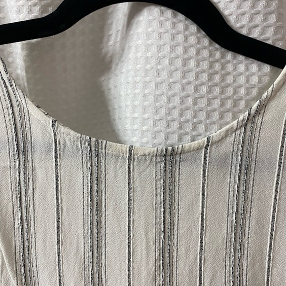 W&W ONCE LOFT Tie Back Tank - Picture 3 of 5